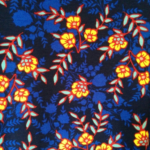 LulaRoe Irma Tunic Tee, Size XL - Picture 6 of 6